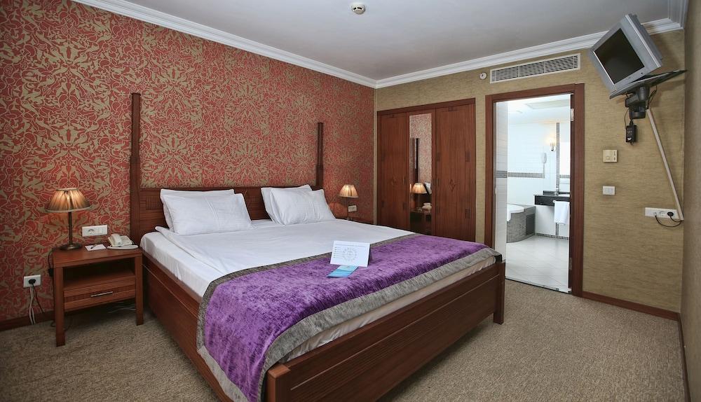 Midas Hotel Анкара Екстериор снимка