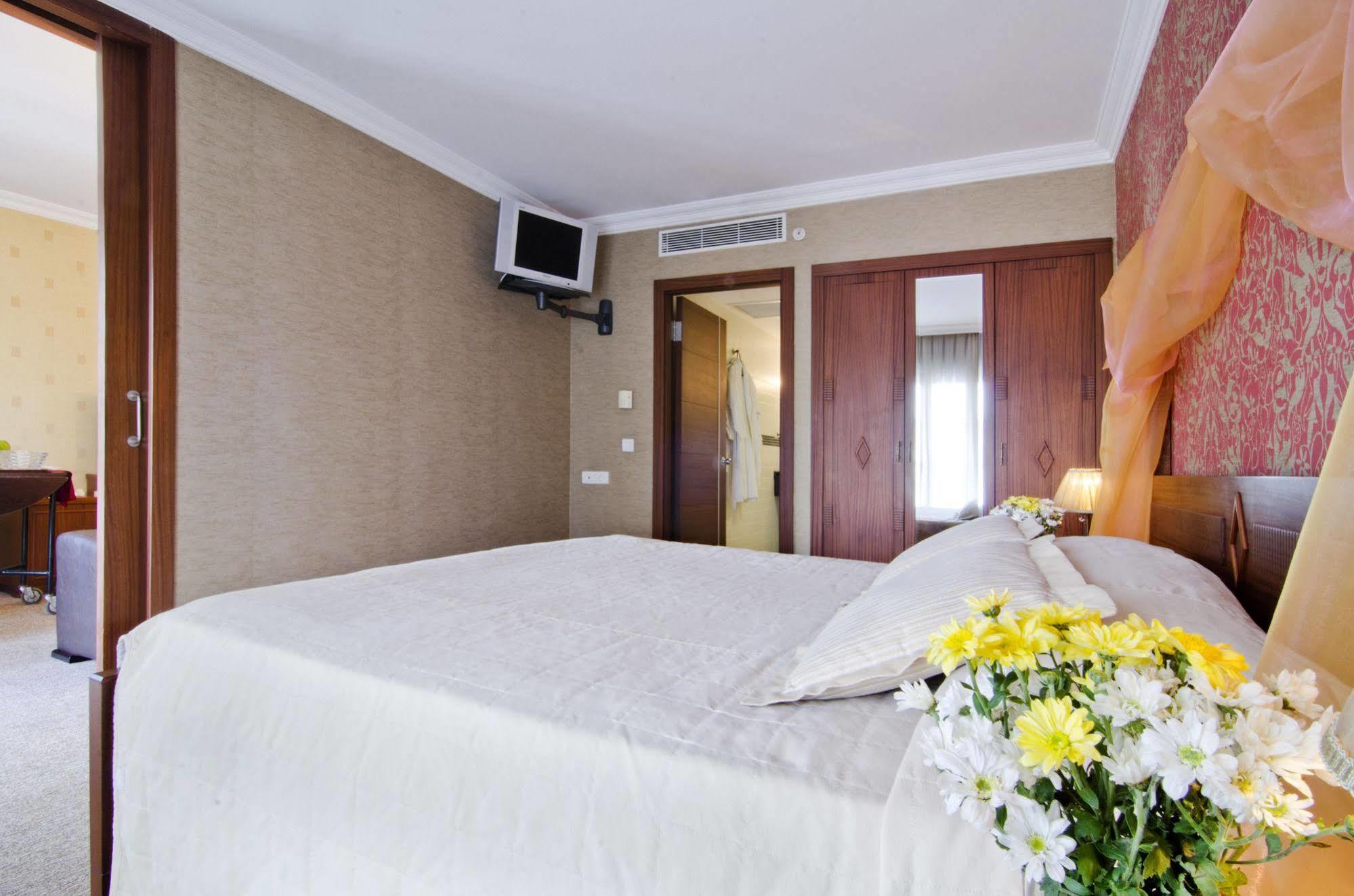 Midas Hotel Анкара Екстериор снимка