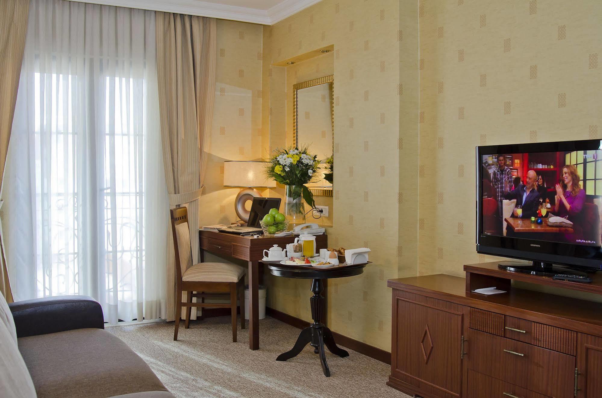 Midas Hotel Анкара Екстериор снимка